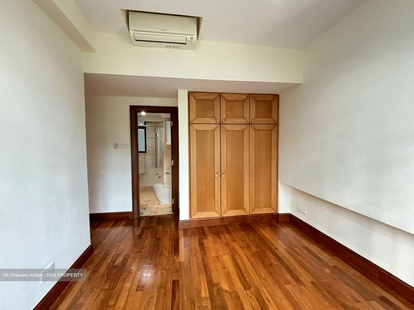 Valley Park (D10), Condominium #559705181